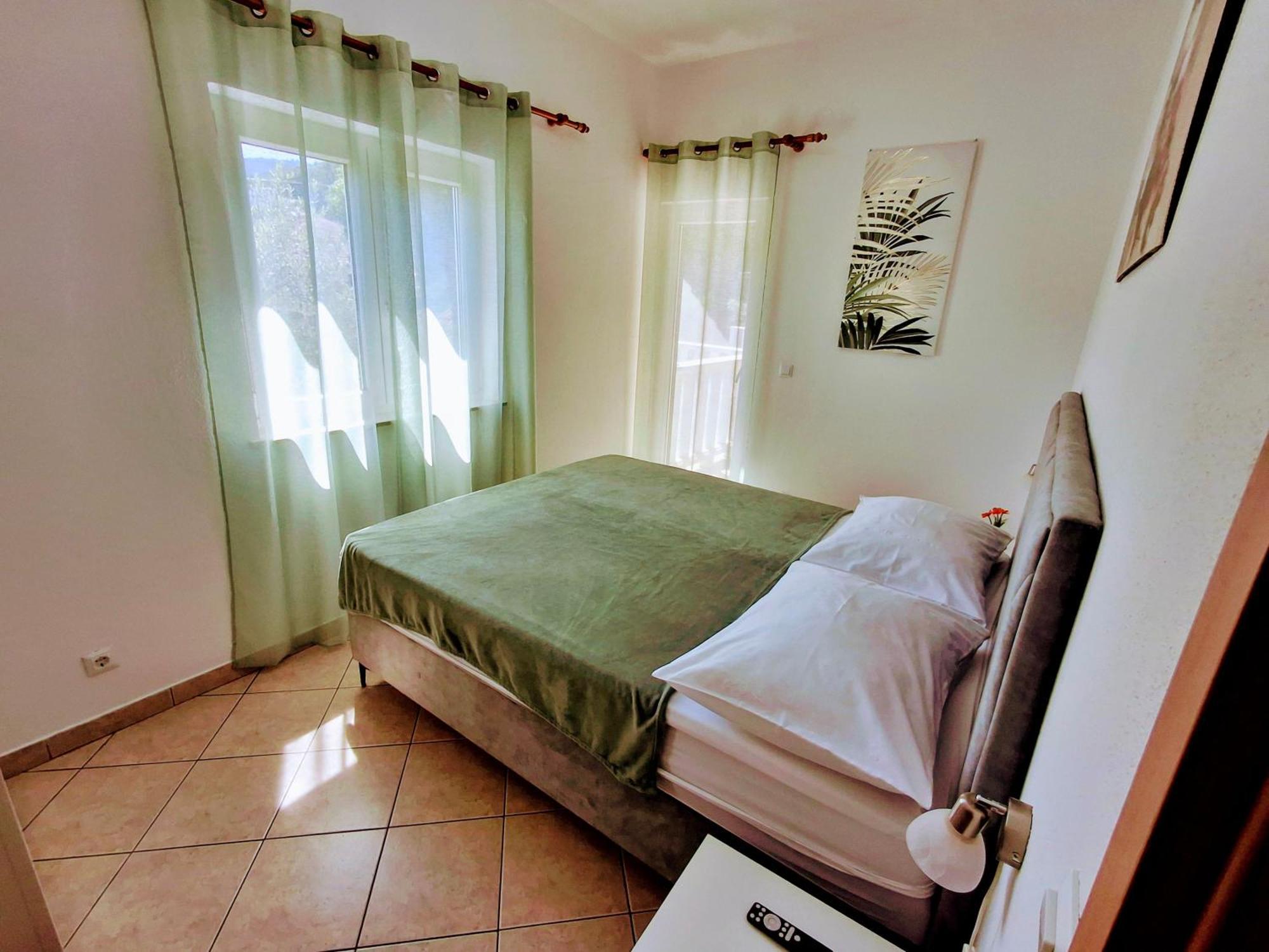 מרינה Apartmani Marta מראה חיצוני תמונה